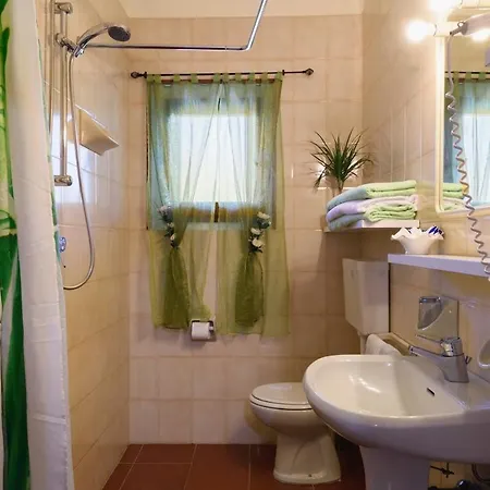 Casa *