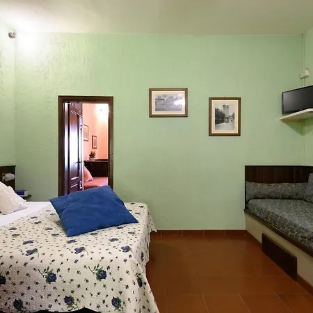 Casa *