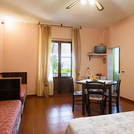 Casa *