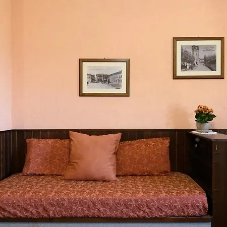 Casa *